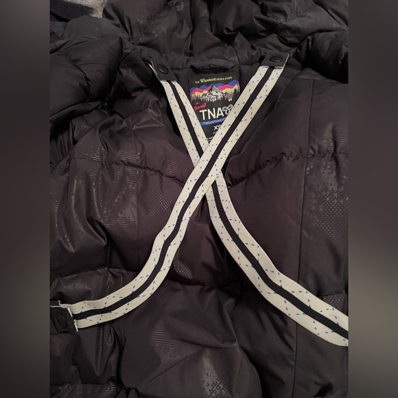 Aritzia tna x-small bancroft black parka - Picture 3 of 6